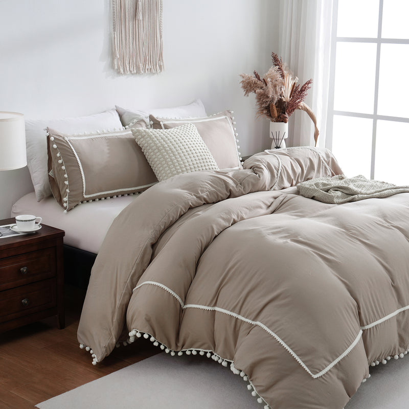 Pom Pom Decor Duble Lace Duvet Set