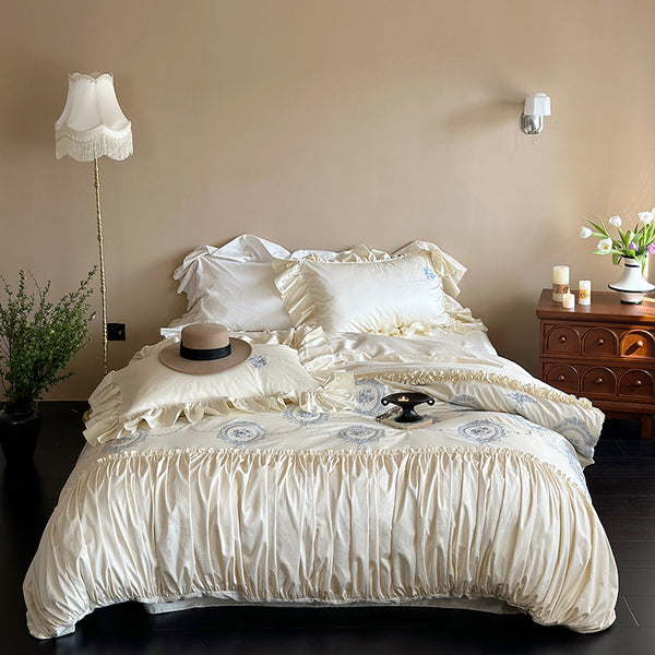 French Vintage Embroidery Duvet Set | Elegant Ruffle Bedding