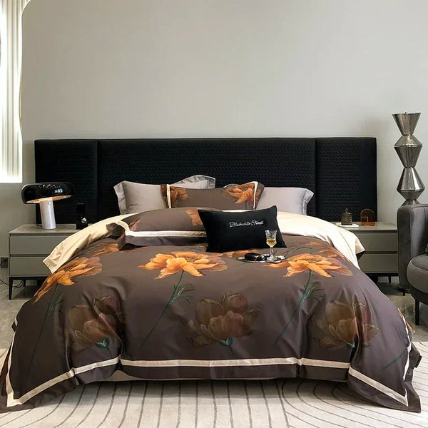 Classic Dark Floral Printed Bedding Set – Cozy & Sophisticated Style