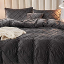Velvet Pinch Pleats Duvet Set - myhomestore.com.pk