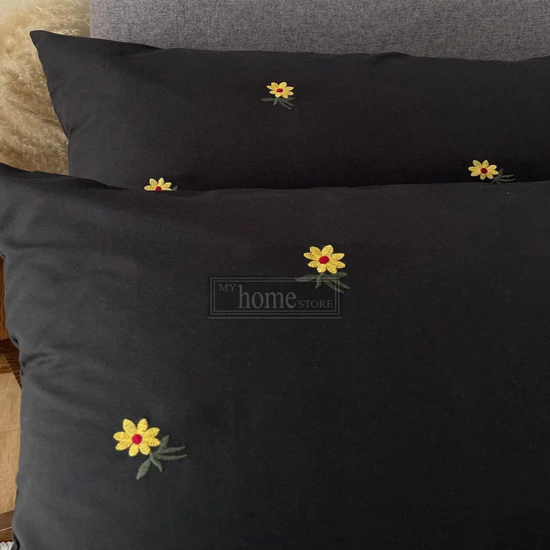 Daisy Flower Embroidered Bedsheet