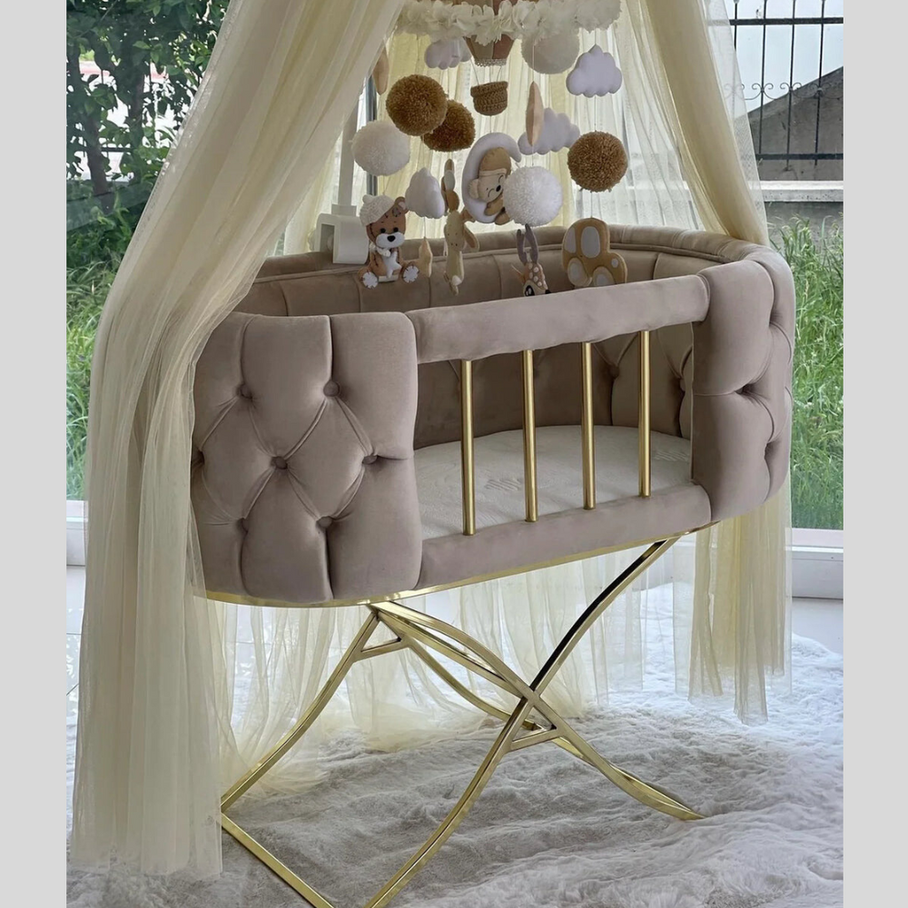 Baby Velvet Tufted Bassinet