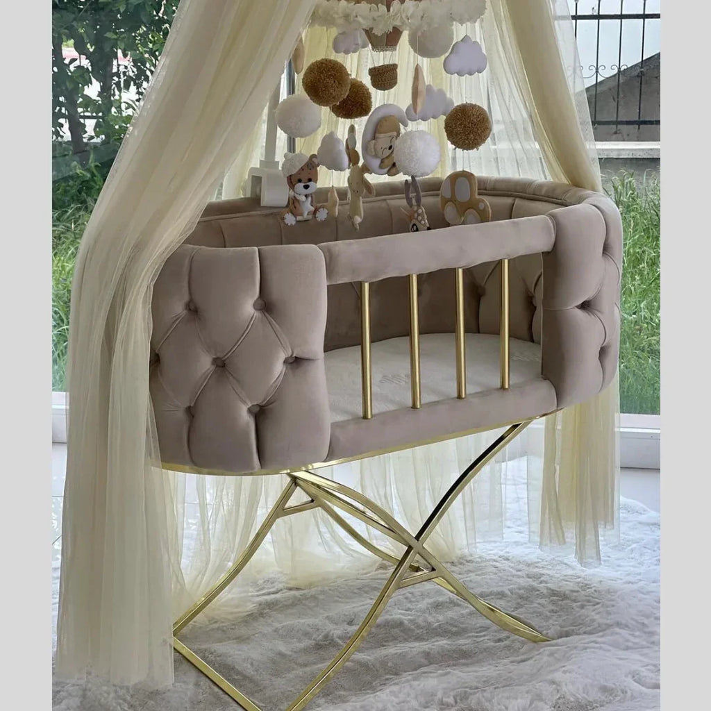 Baby Velvet Tufted Bassinet