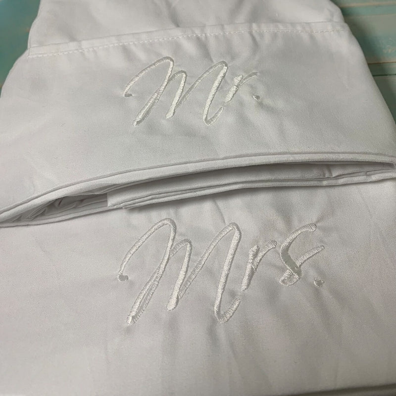 Mr & Mrs Personalized Bedding Set