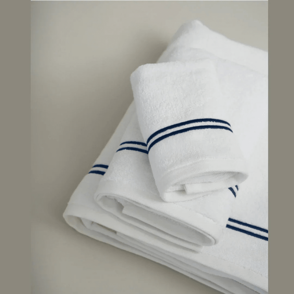Baratta Line Bath Towel Set - myhomestore.com.pk