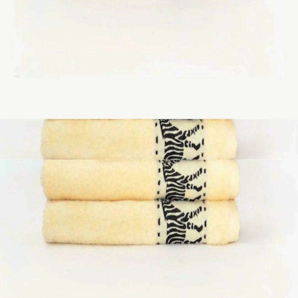 Bath Towel - myhomestore.com.pk