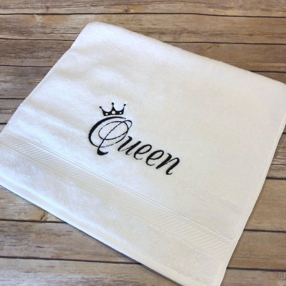 Bath Towel Embroidered Pack of 2 - myhomestore.com.pk