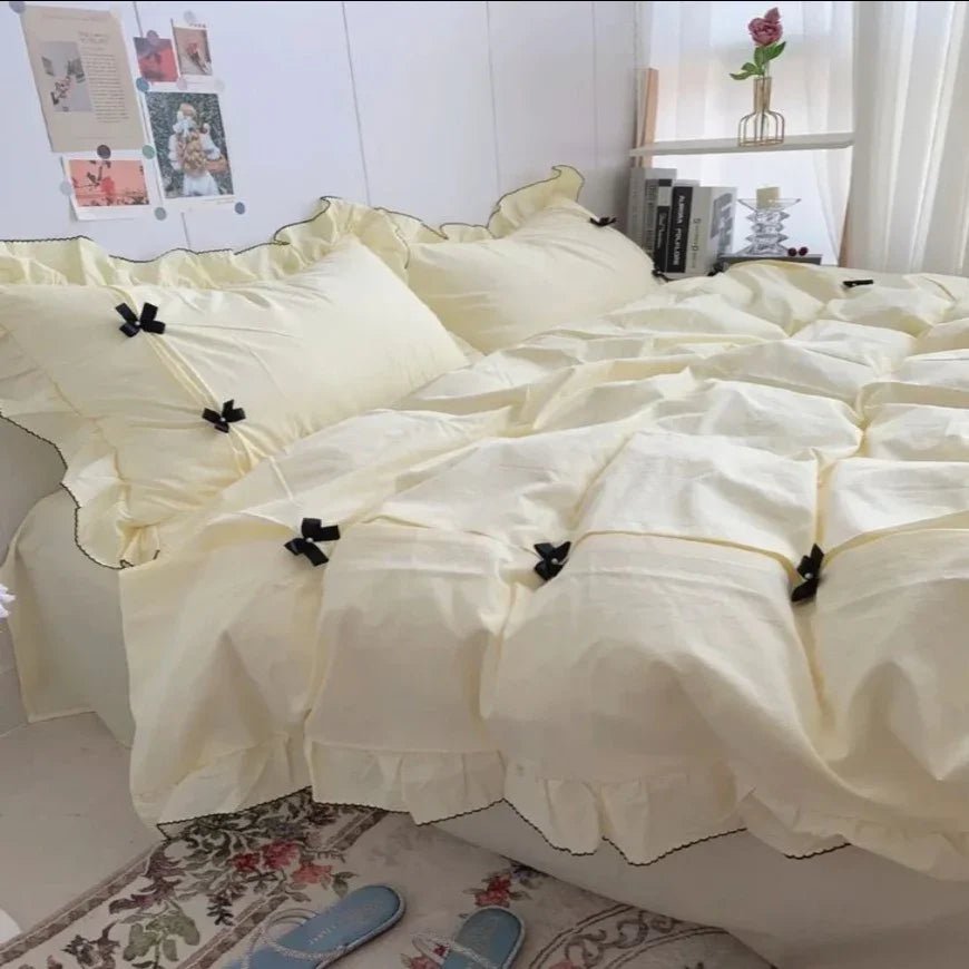 Black Bow Duvet Set - myhomestore.com.pk