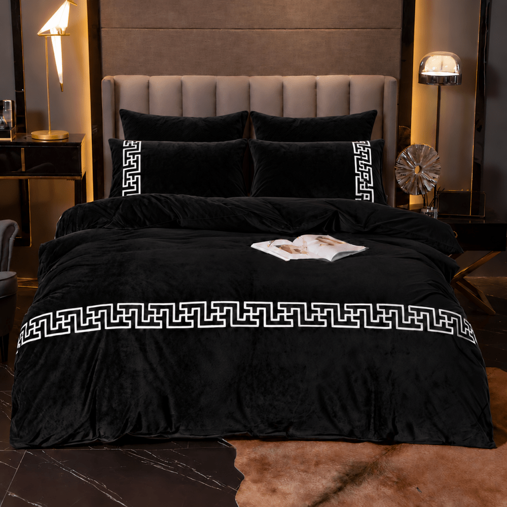 Classic Black Greek Border Velvet Duvet Set - myhomestore.com.pk