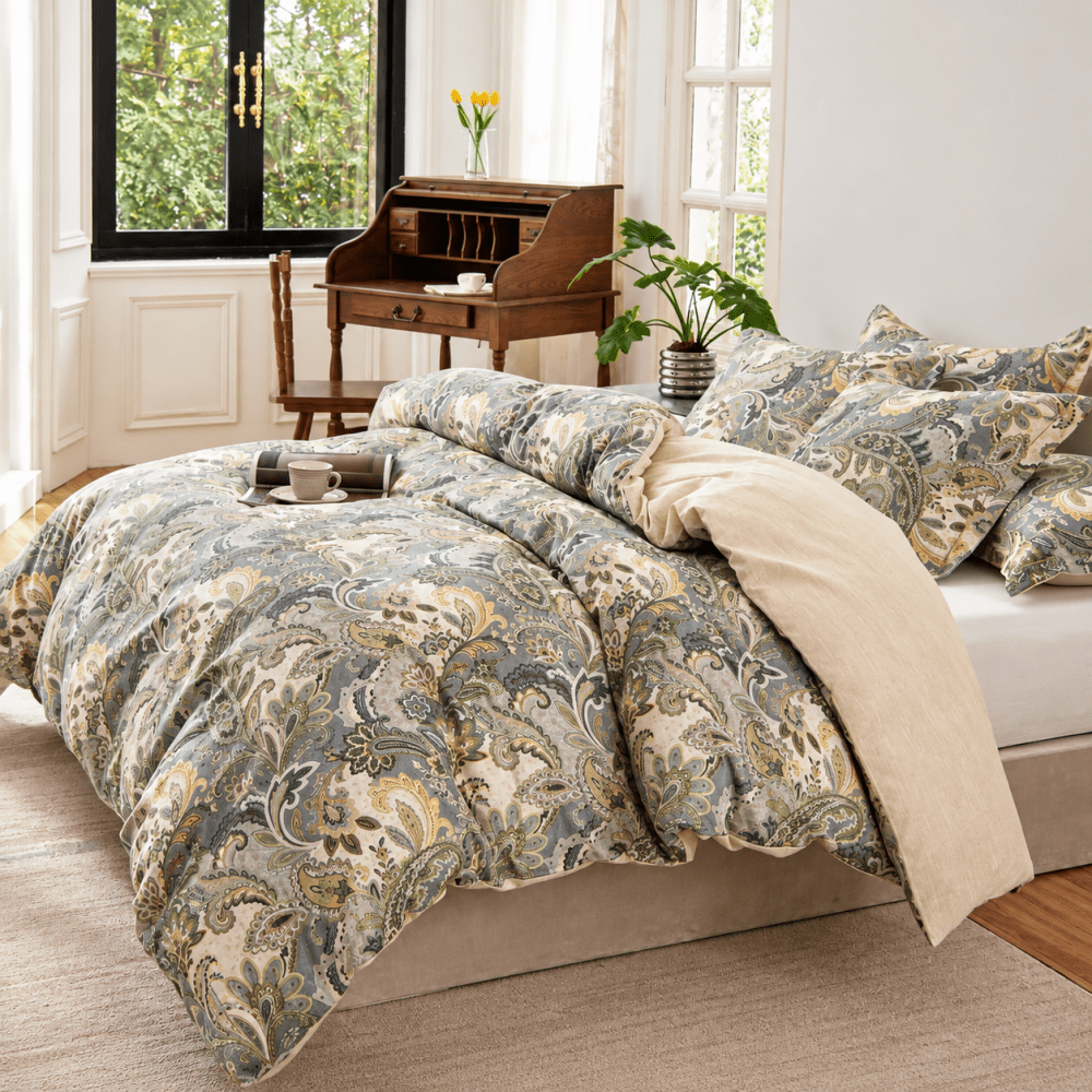 Classic Multicolor Paisley Printed Duvet Set - myhomestore.com.pk