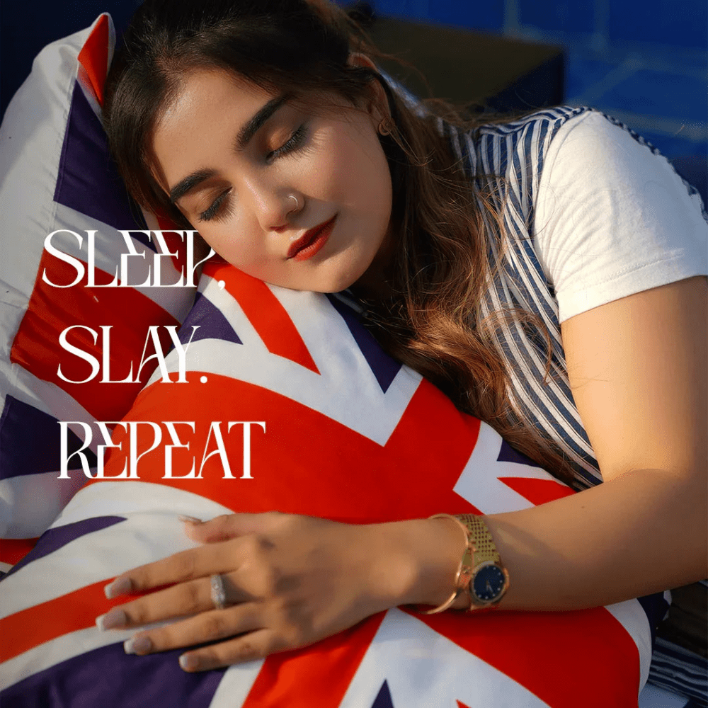 Classic Oxford Style Duvet Set – Timeless Elegance & Comfort - myhomestore.com.pk