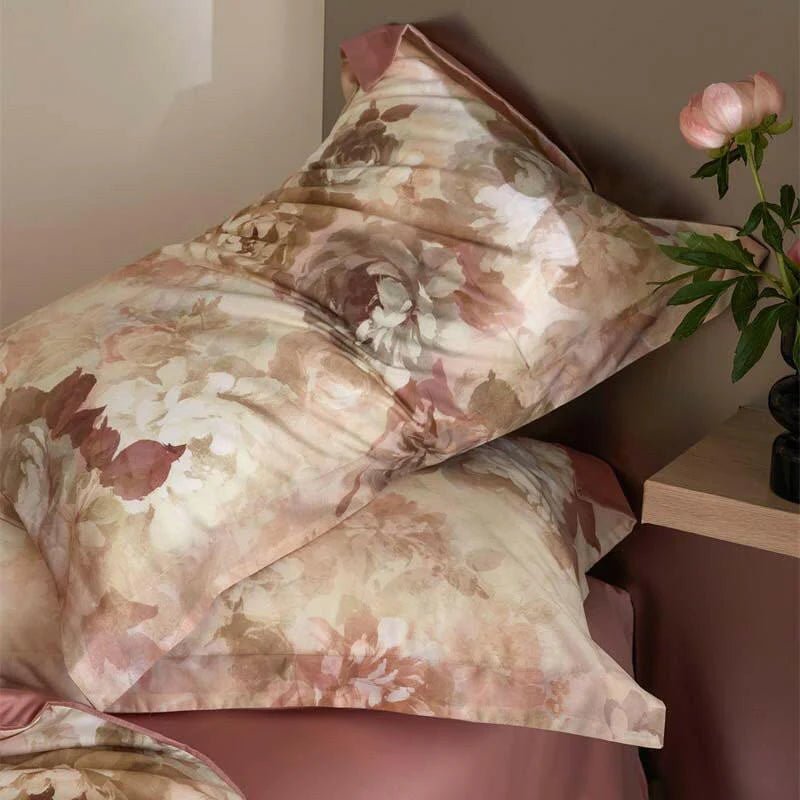 Classic Rose Print Duvet Bedding Set – Soft & Stylish Duvet Cover - myhomestore.com.pk
