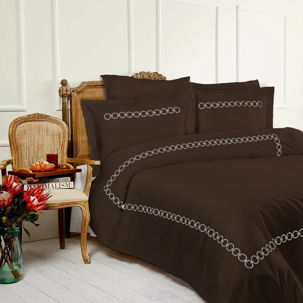 Colorfull Sumerians Embroidery Duvet Set - myhomestore.com.pk