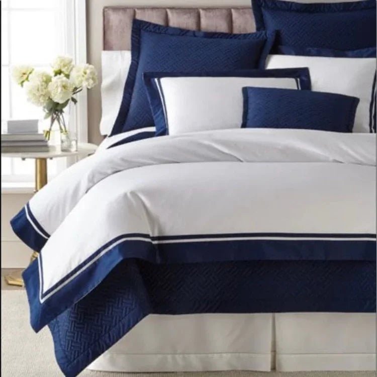 Contrasting Border Duvet Set - myhomestore.com.pk