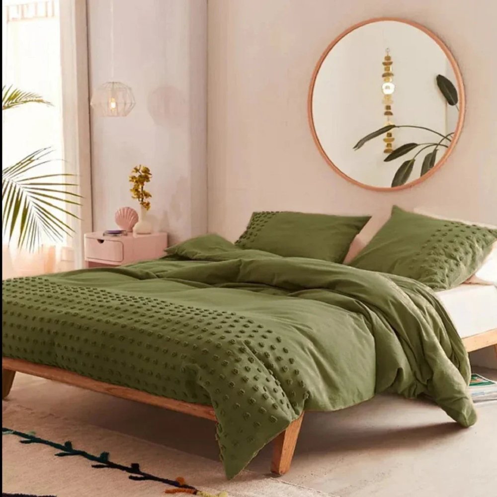 Dot Tufted Duvet Cover Set - myhomestore.com.pk