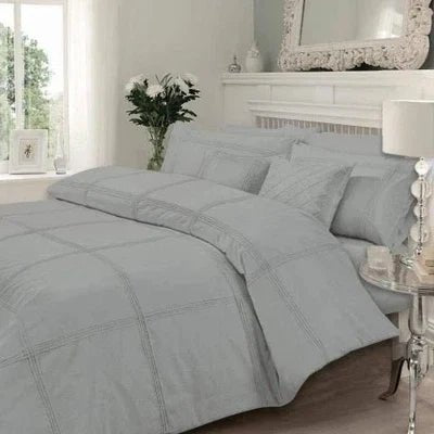 Duvet Set With Pleat - myhomestore.com.pk
