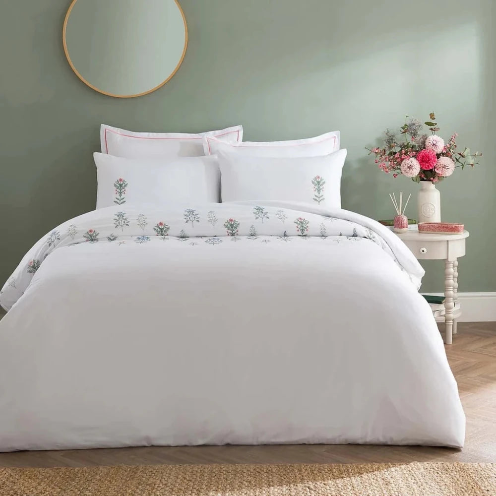 Elegant Blue Floral Embroidered Duvet Set - myhomestore.com.pk