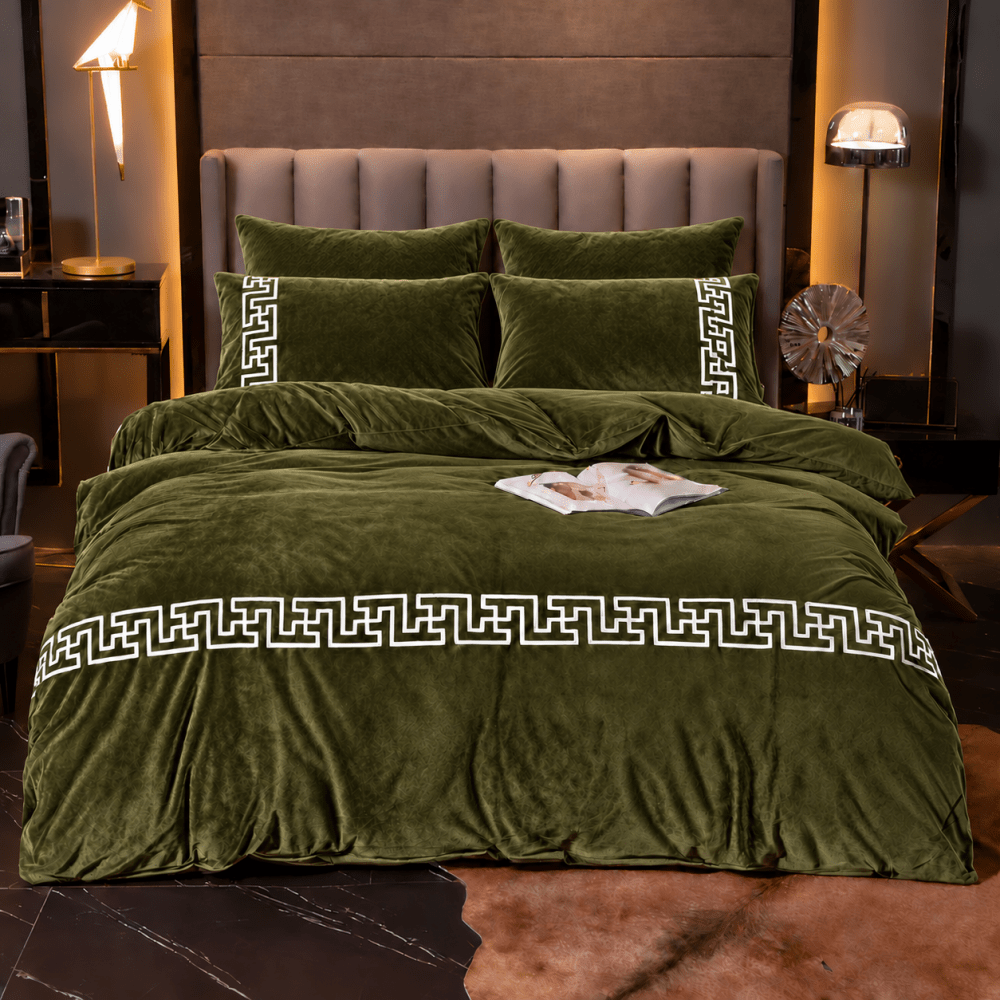 Elegant Green Greek Border Velvet Duvet Set - myhomestore.com.pk