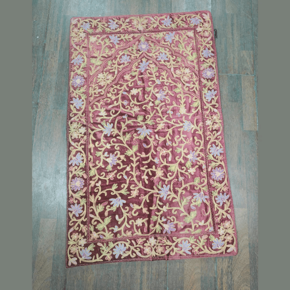 Embroidered Velvet Prayer Mat - myhomestore.com.pk
