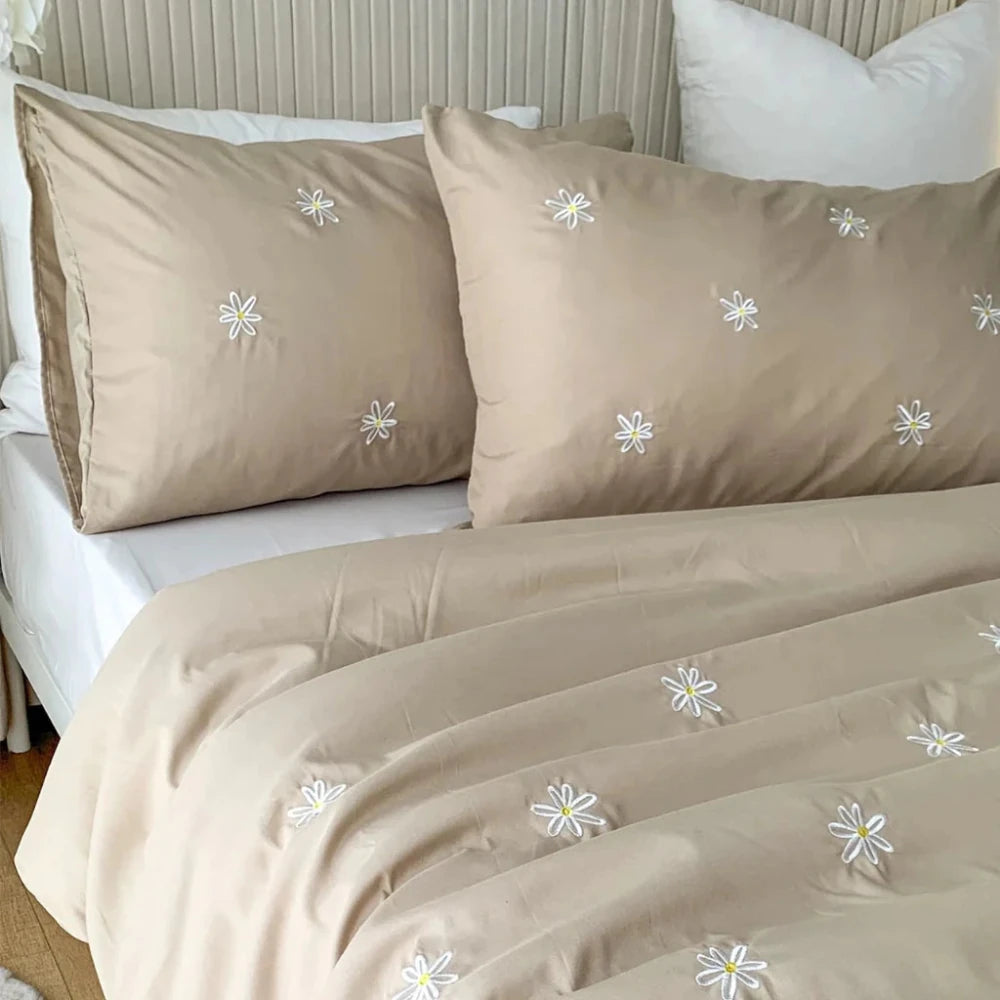 Floral Embroidery Bed Set – Elegant Flower Design - myhomestore.com.pk