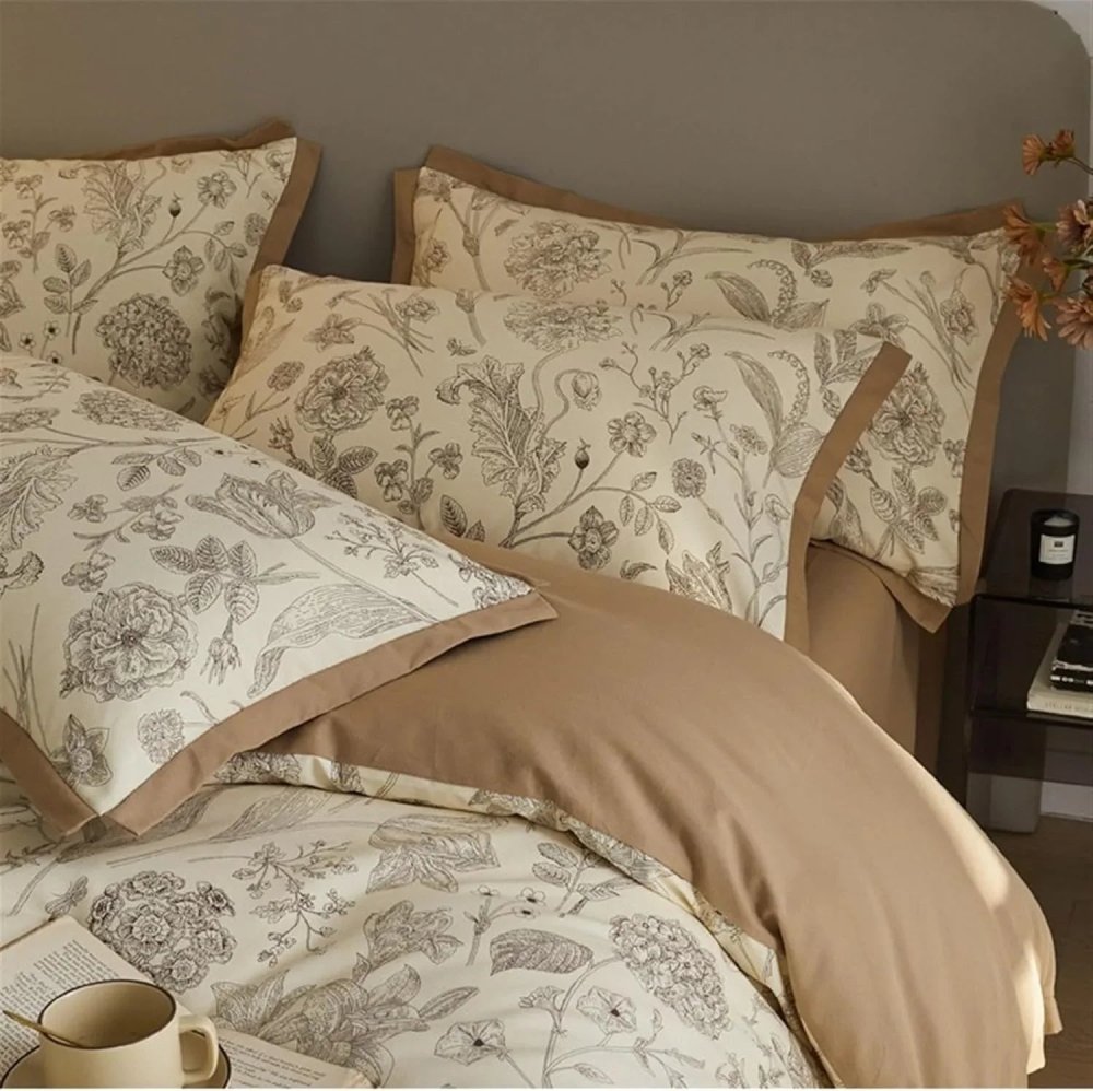 Floral Print Bedding Duvet Set - myhomestore.com.pk