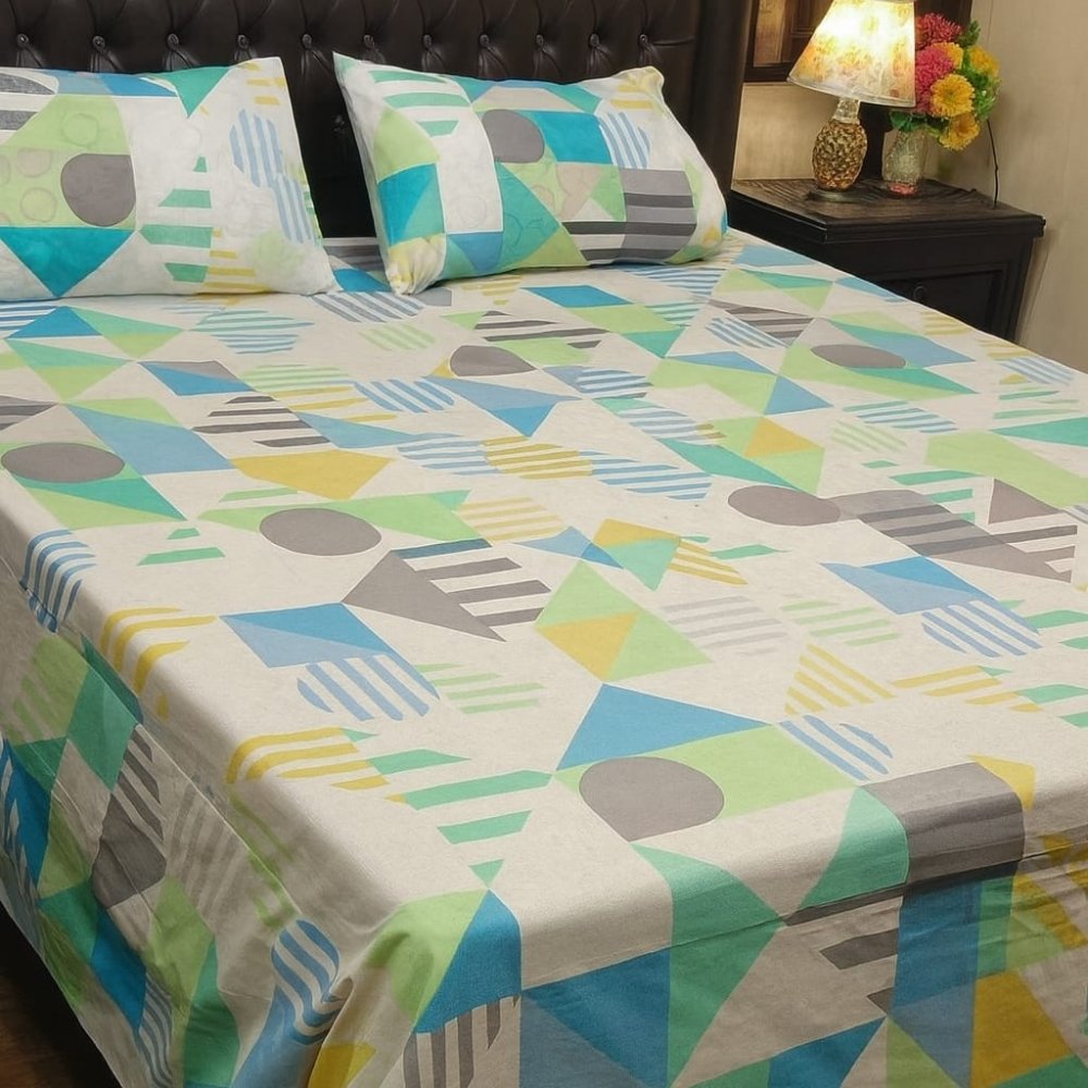 Geometric Pattern Printed Bedsheet 3 pcs - myhomestore.com.pk