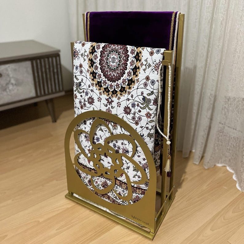 Handcrafted Metal Prayer Rug Stand with Floral Design - myhomestore.com.pk