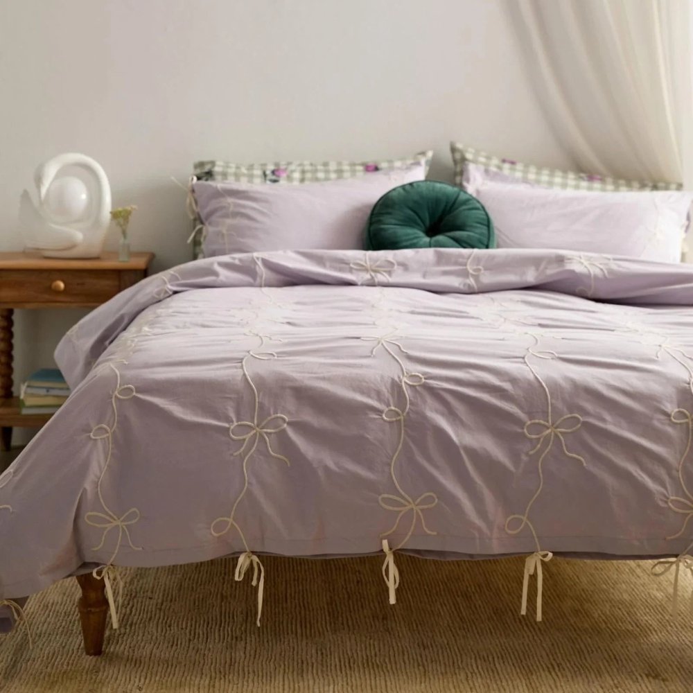 Lacey Bows Embroidery Duvet Set - myhomestore.com.pk