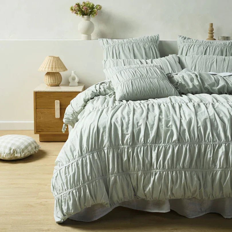Layla Ruffle Quilt Cover Set - myhomestore.com.pk