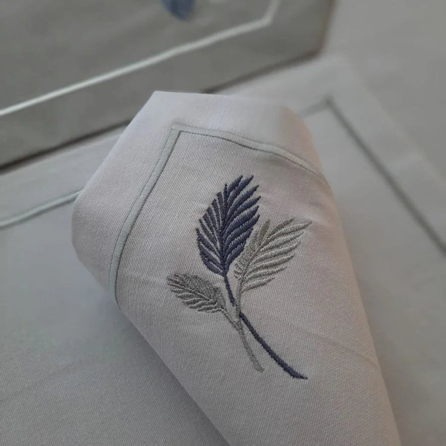 Leafy Embroidered Table Runner Set - myhomestore.com.pk