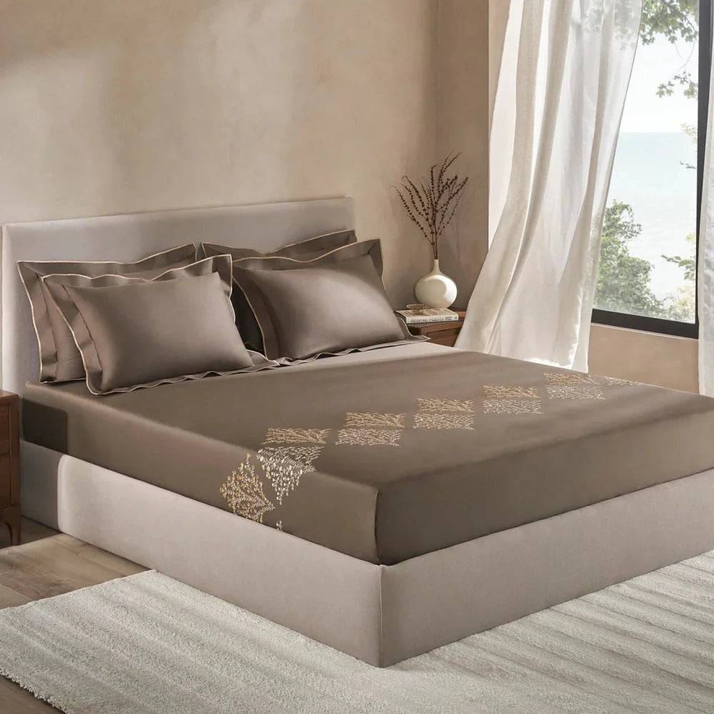 Lindley Embroidery Bedding Set - myhomestore.com.pk