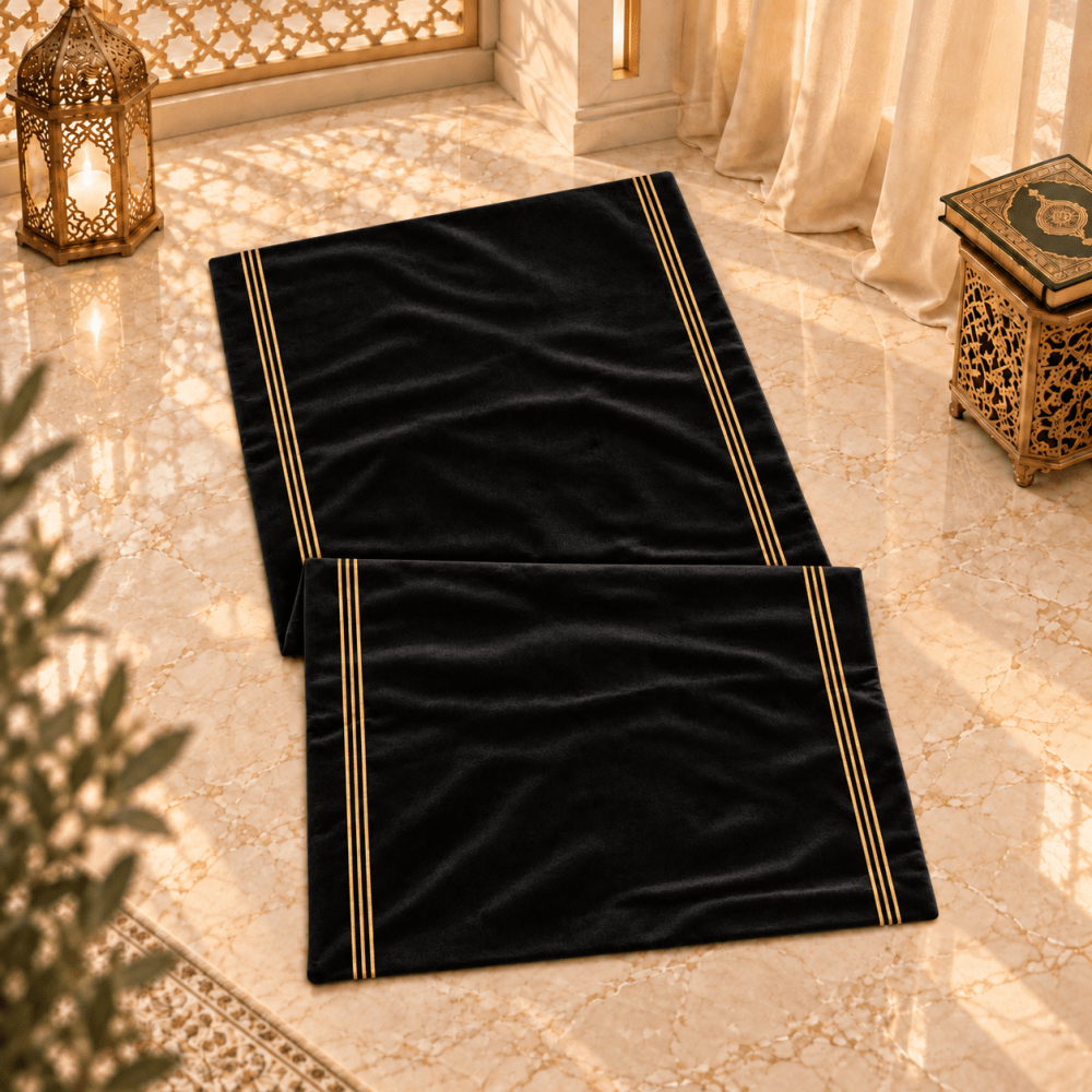 Luxury Baratta Line Velvet Prayer Mat - myhomestore.com.pk