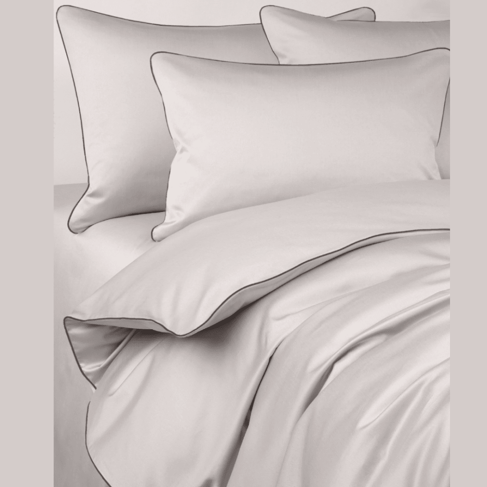 Luxury Duvet Cover Set Piped Edge - myhomestore.com.pk