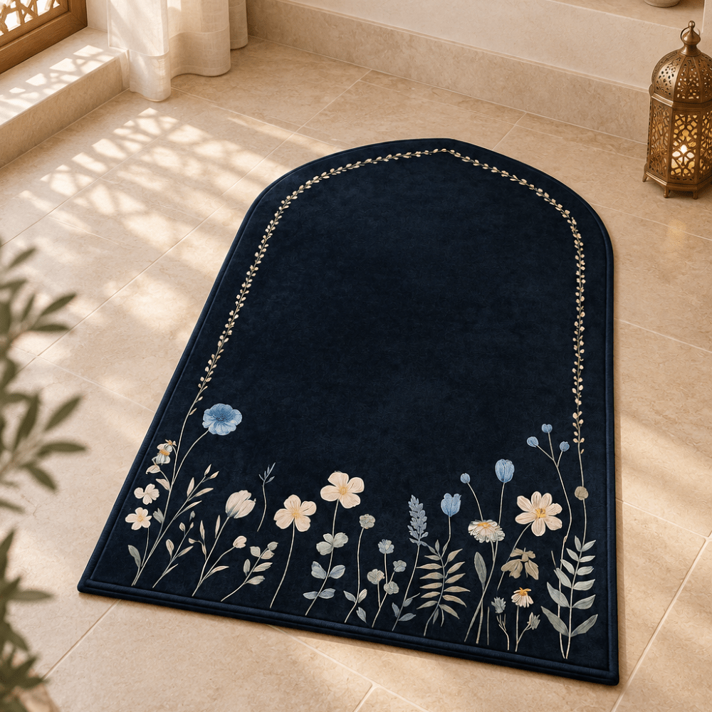 Luxury Embroidered Prayer Mat - myhomestore.com.pk