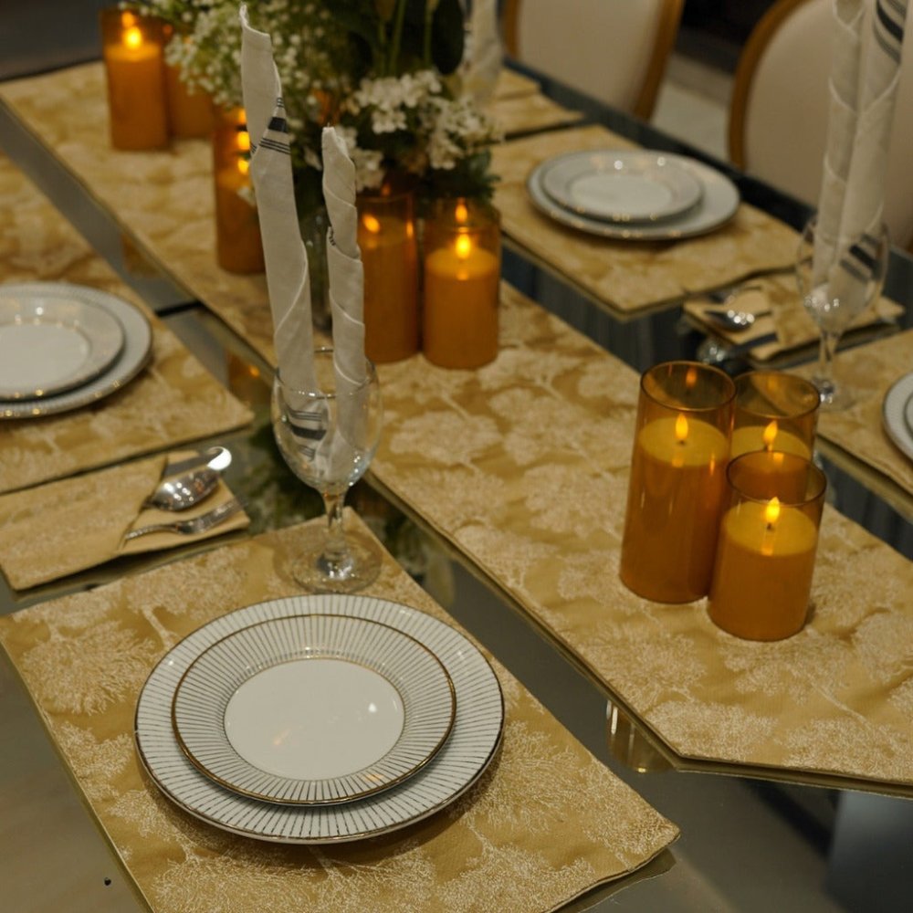 Luxury Gold Dining Table Mat Set - myhomestore.com.pk