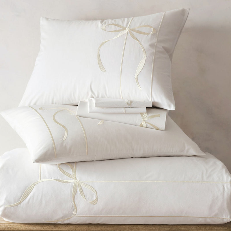 Aubree Bow Embroidery Duvet Set– Elegant & Timeless Bedding