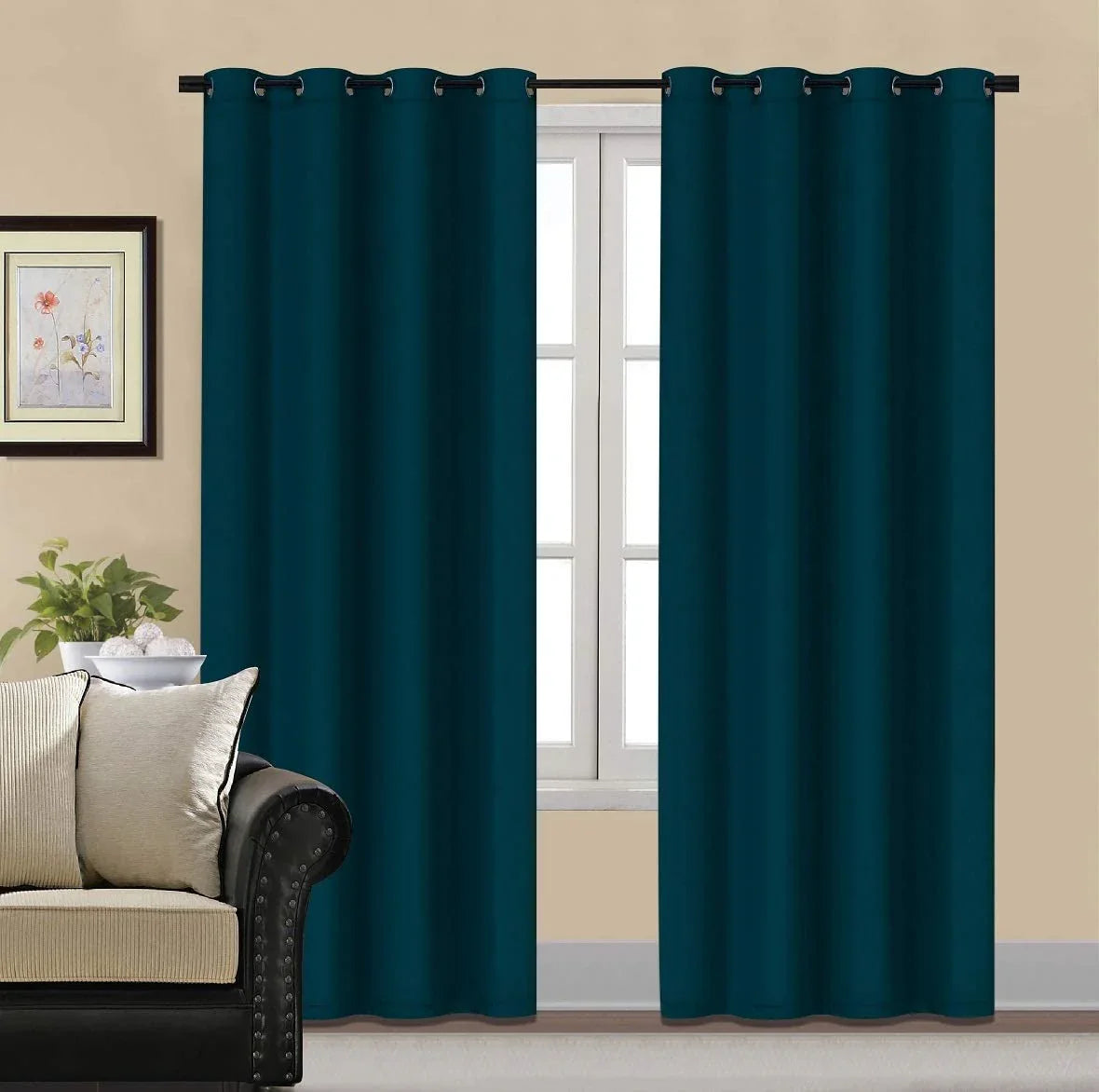 Premium Maroon Velvet Curtain for Bedroom & Living Room Elegance