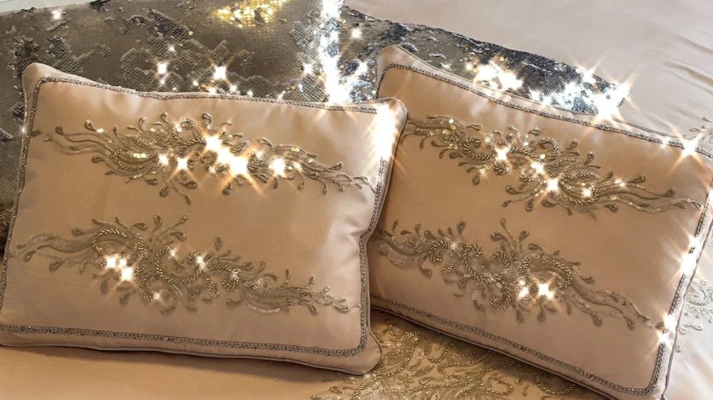 Personalized Zari Wedding Bedding Set - myhomestore.com.pk