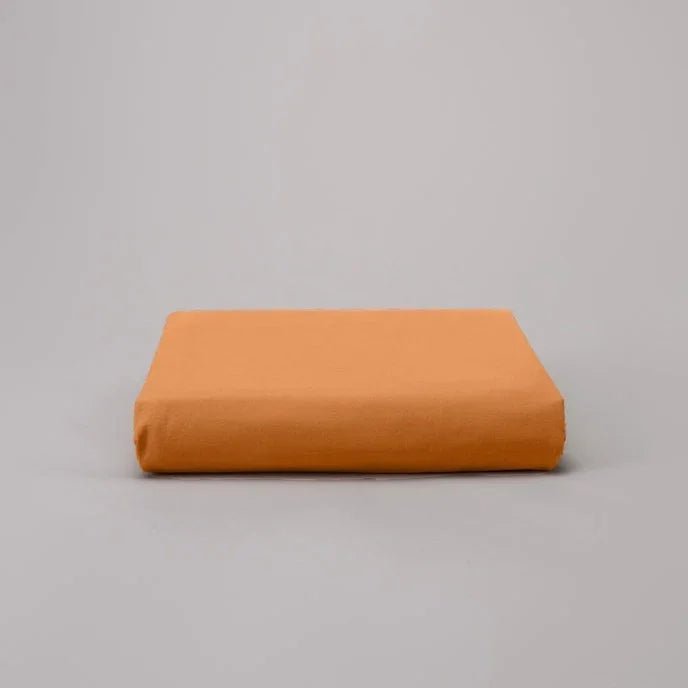 Plain Dyed Duvet Set - myhomestore.com.pk