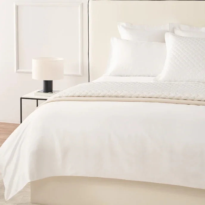 Plain Dyed Duvet Set - myhomestore.com.pk