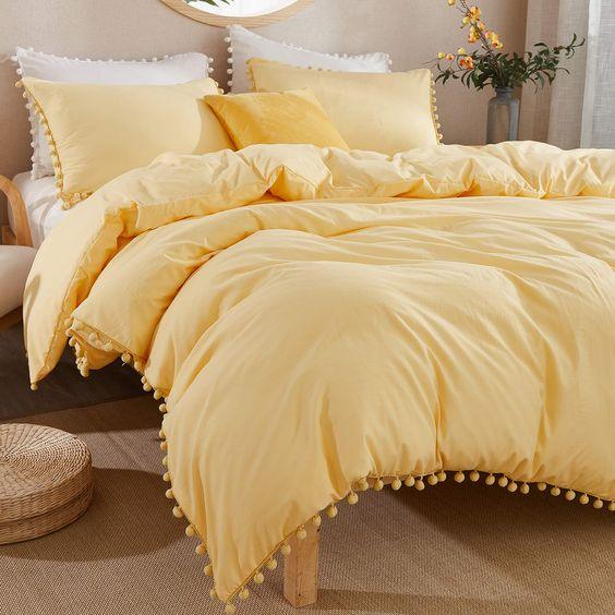 Plain Dyed Duvet with pom pom lace - myhomestore.com.pk