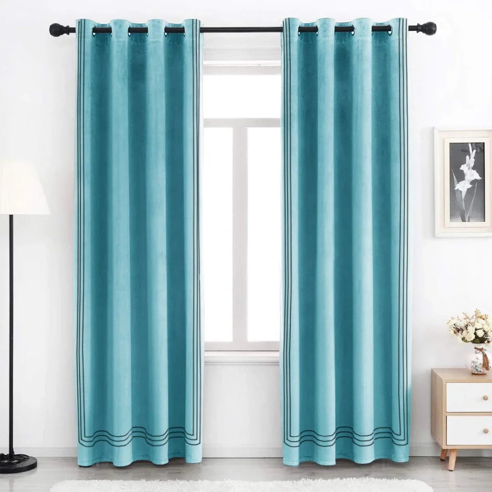 Premium Velvet Curtain With Baratta Embroidery - myhomestore.com.pk