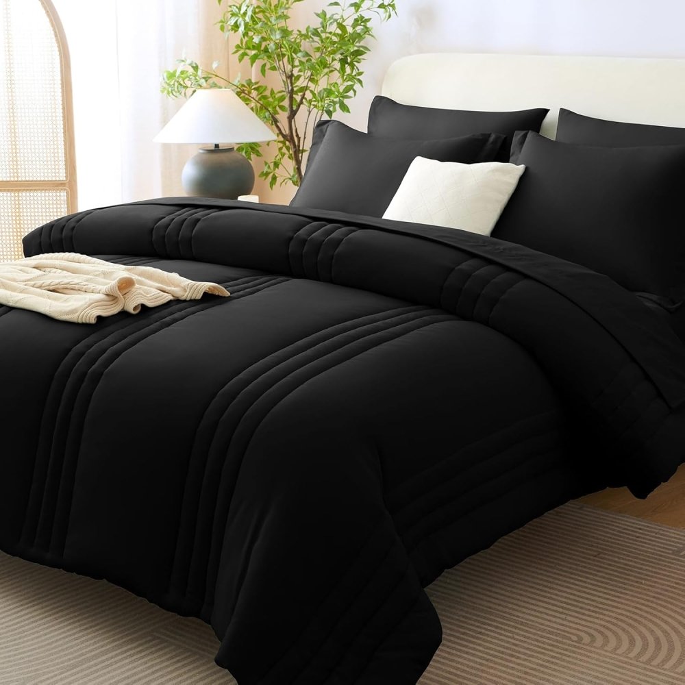 Quilted striped Comforter - King - myhomestore.com.pk