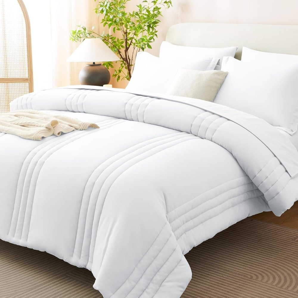 Quilted striped Comforter - King - myhomestore.com.pk