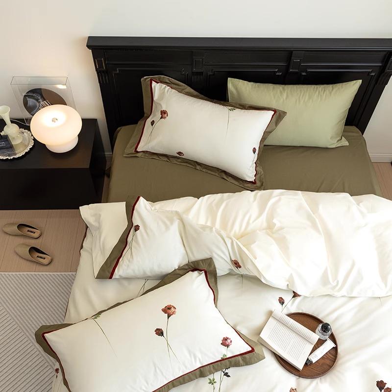 Rose Flower Digital Print Duvet Set– Luxury Bedding - myhomestore.com.pk