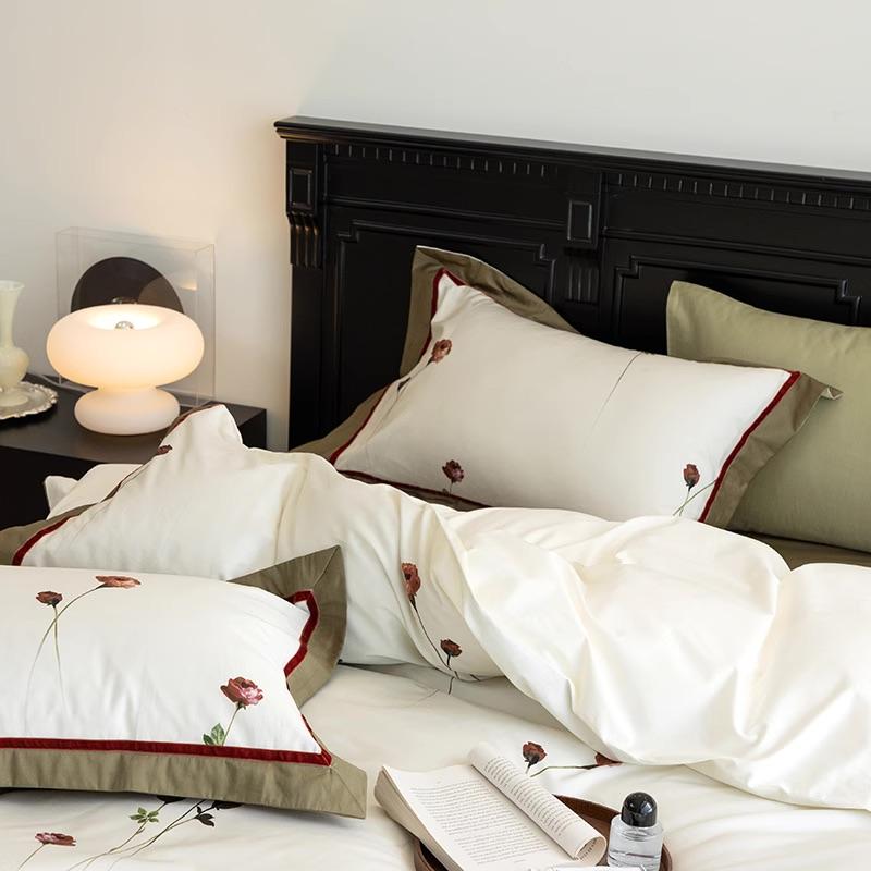 Rose Flower Digital Print Duvet Set– Luxury Bedding - myhomestore.com.pk