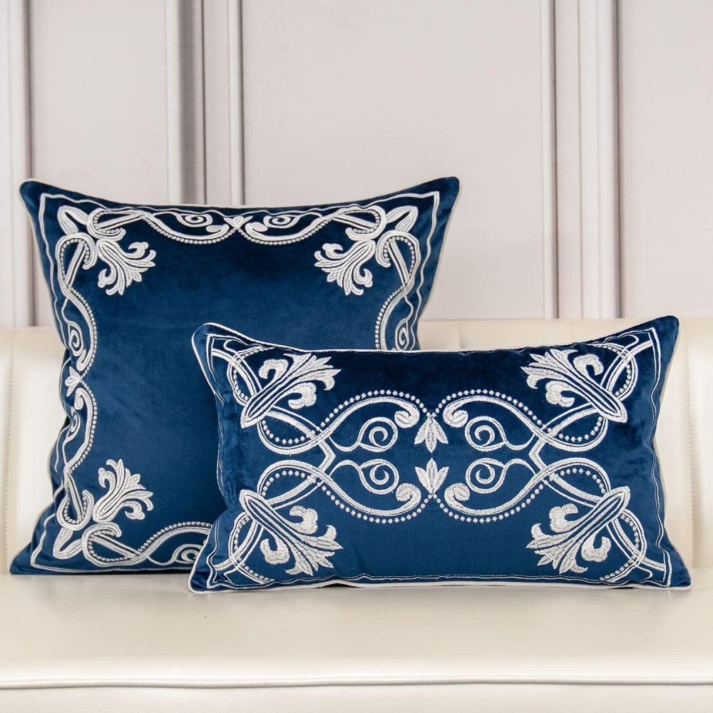 Royal Crest Embroidered Cushion Cover Style 3 - myhomestore.com.pk