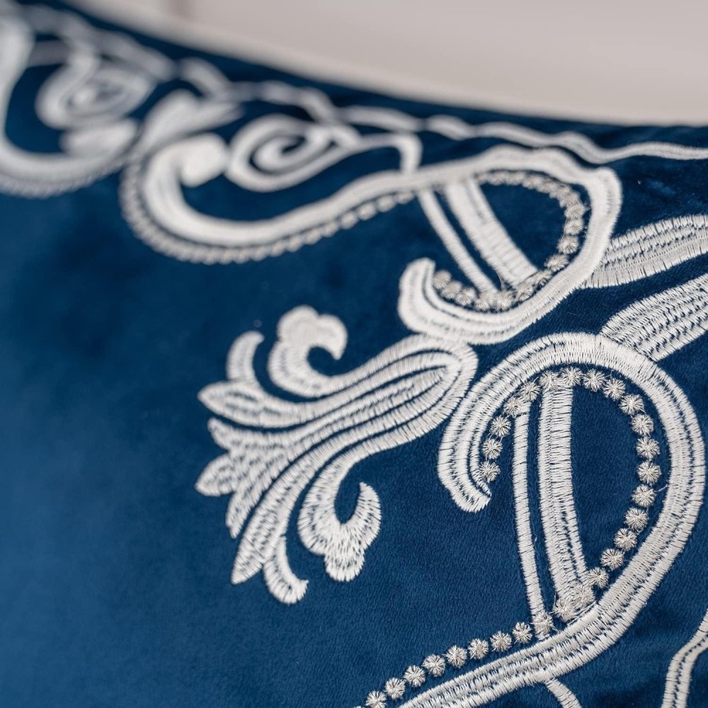 Royal Crest Embroidered Cushion Cover Style 3 - myhomestore.com.pk