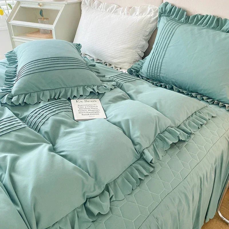 Ruffle With Pleat Duvet Set - myhomestore.com.pk