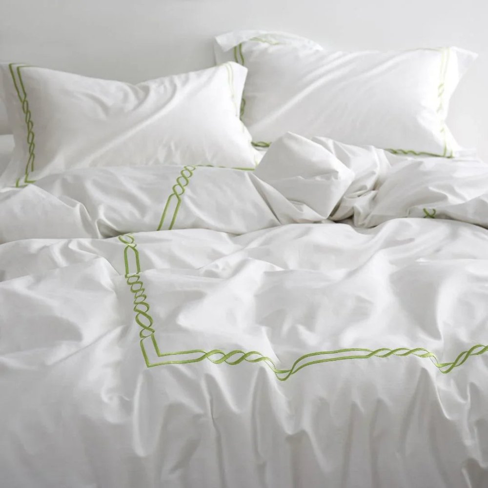 Two Lines Embroidery Duvet Set - myhomestore.com.pk